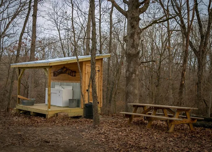 Secluded Luxury Tent On Otter Near Girard, Illinois *